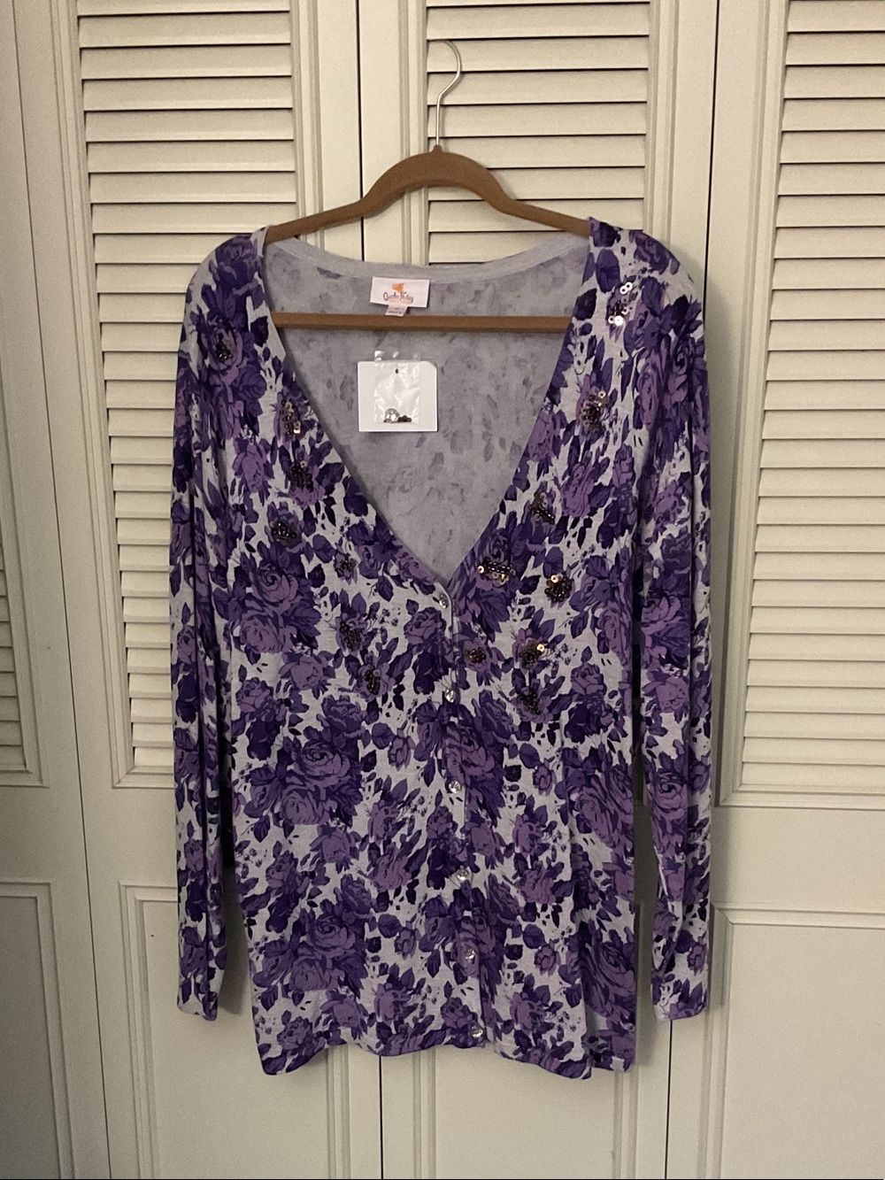 Quacker Factory Purple Floral V-Neck Long Sleeve Top